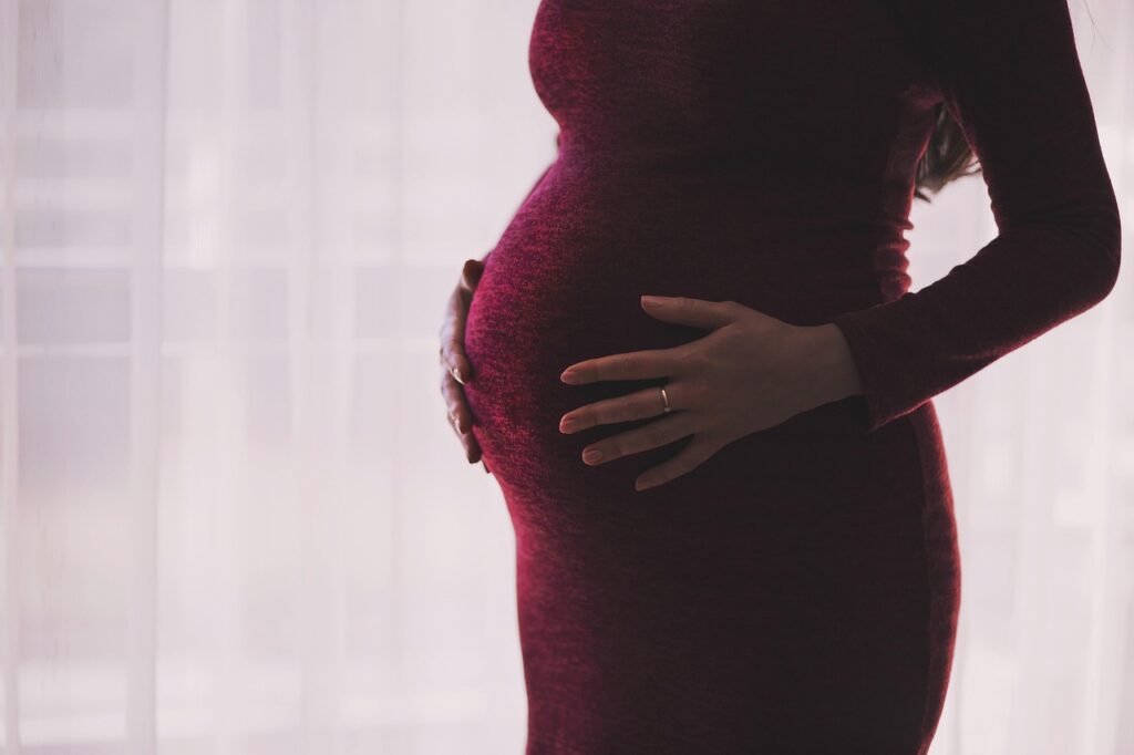 妊娠中の相手にワインをプレゼントする場合、どうするべき？