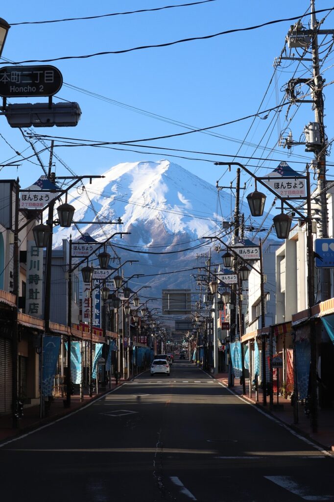 山梨の日本ワインを贈る高級プレゼントは何が人気？