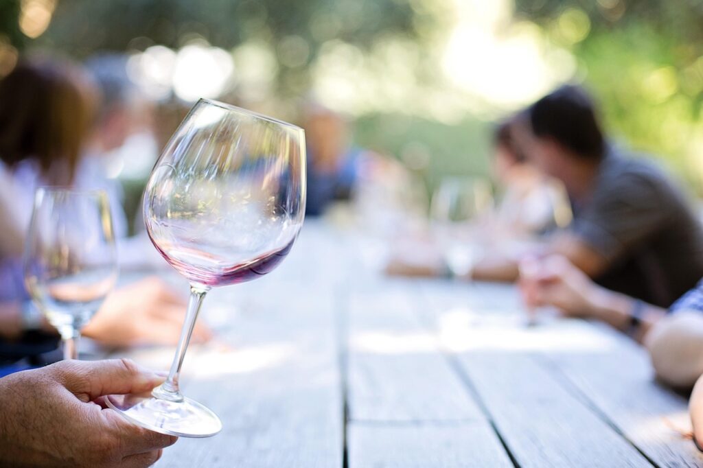 ワインスクールで学んだ知識を活かしたワインプレゼントに最適なギフトは？